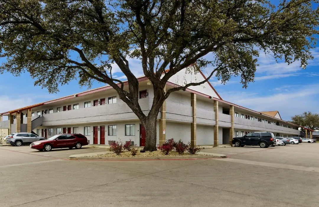 Red Roof Inn & Suites Irving - Dfw Airport South-1